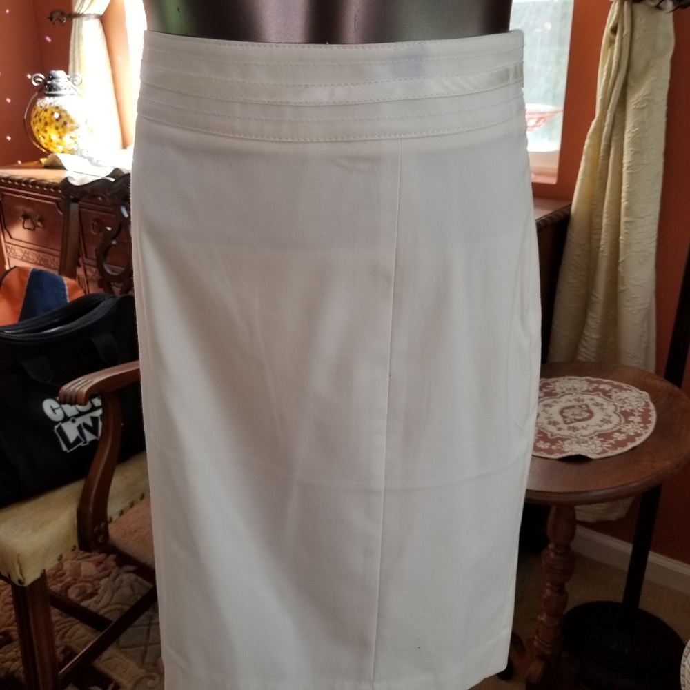 White tuxedo pencil skirt